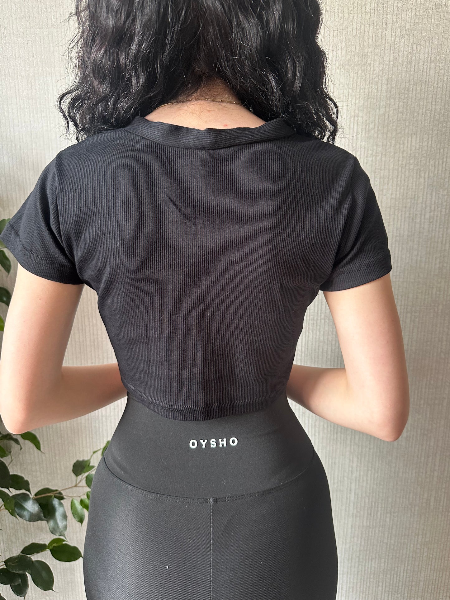Yumuşak Dokulu Crop Bluz