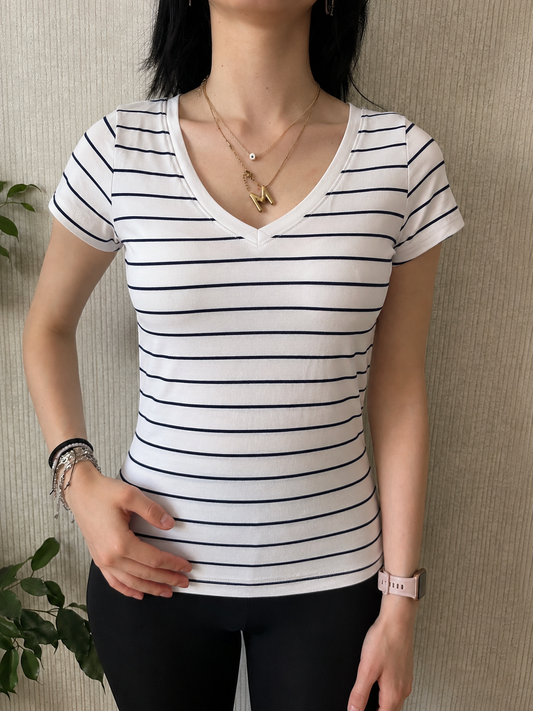 Lacivert Çizgili V Yaka Kısa Kollu Basic T-Shirt