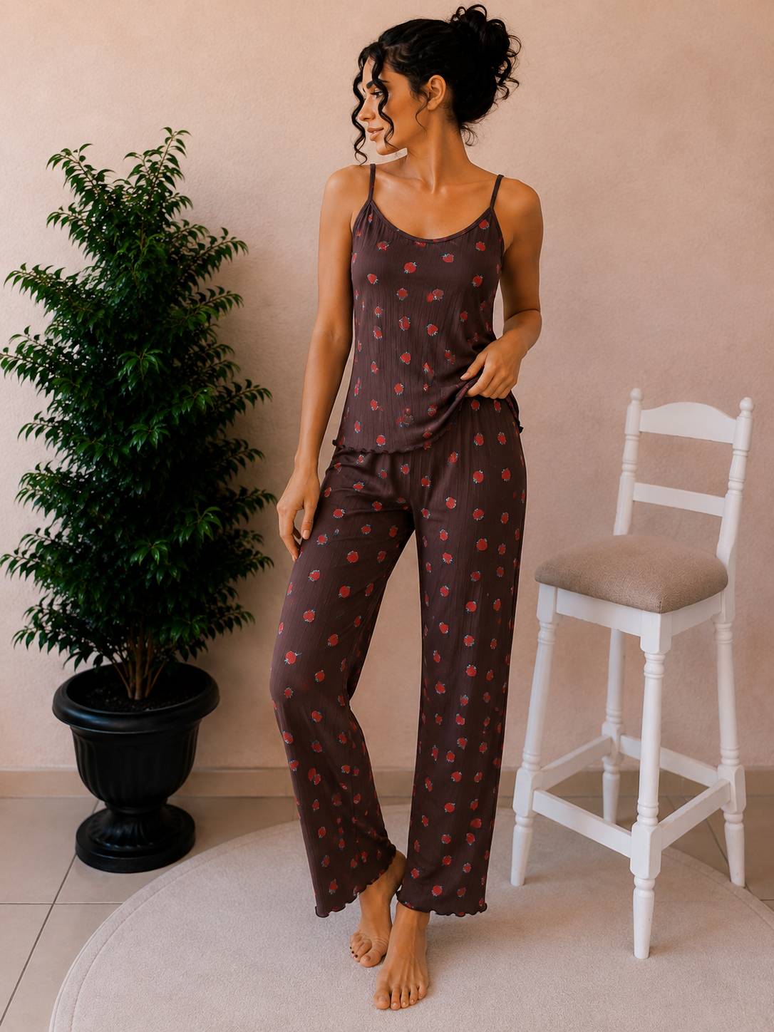 Konfor Serisi Askılı Pijama Takımı
